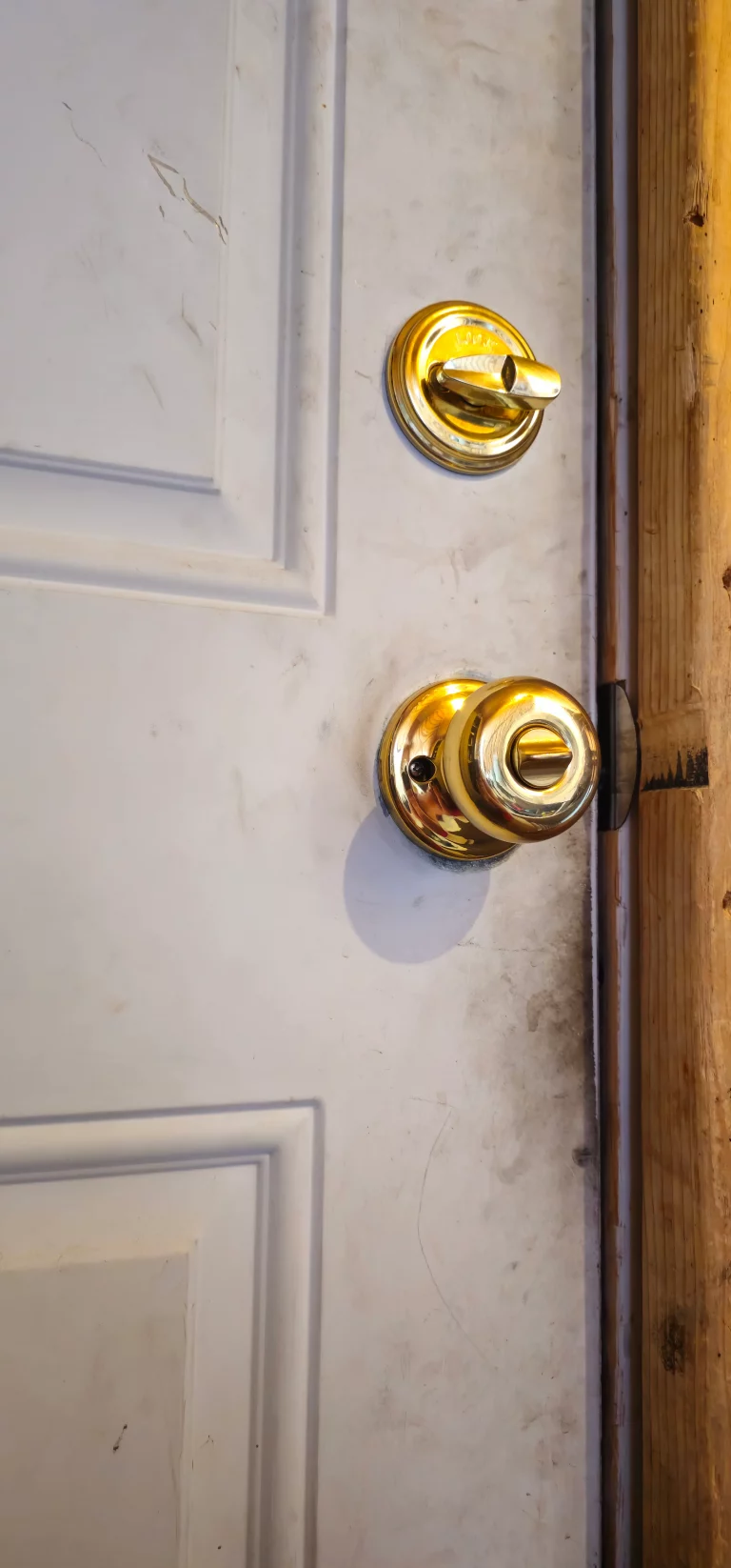 Kwikset lock installed on entry door
